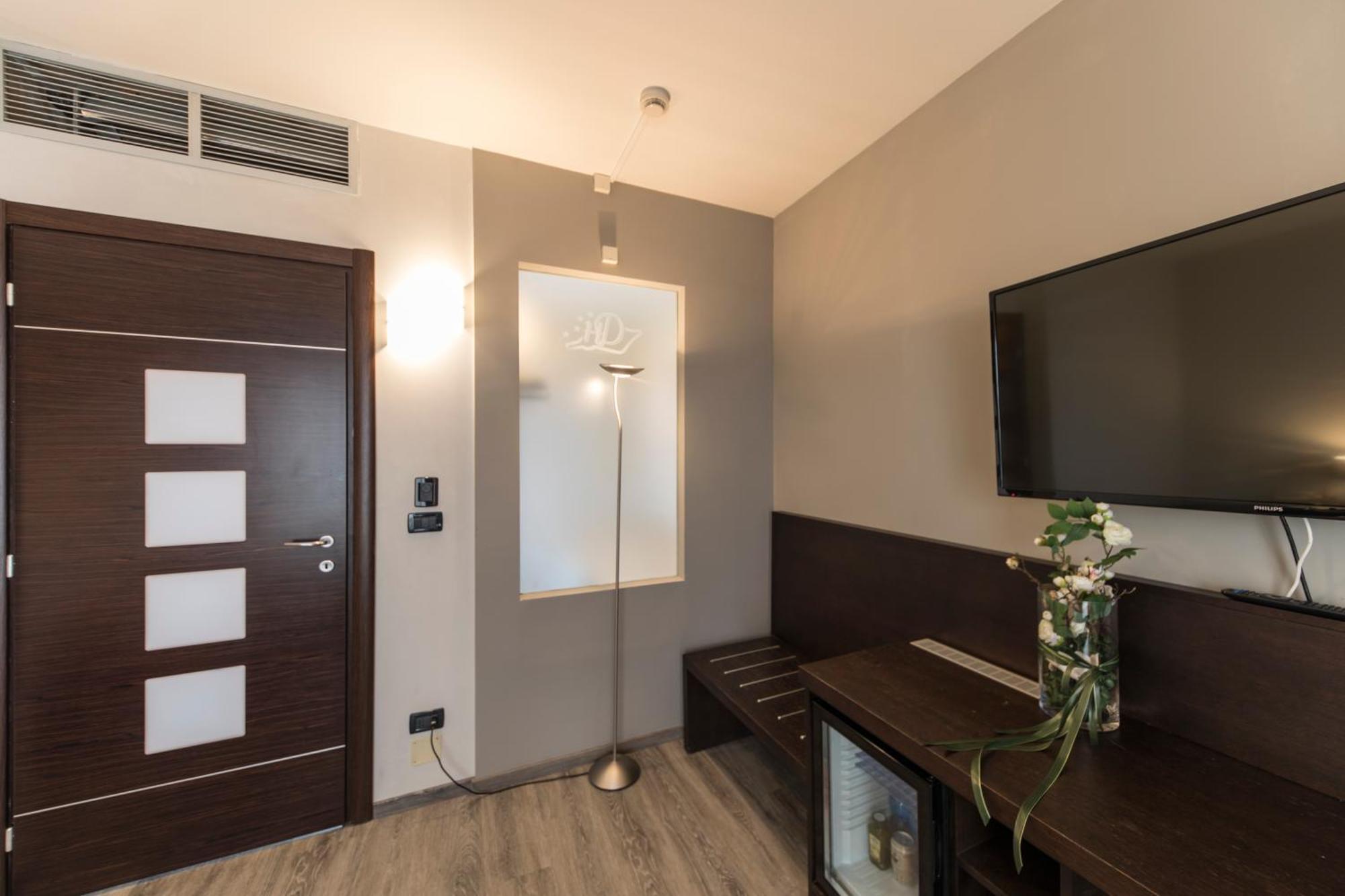 Hotel Donatello Имола Экстерьер фото