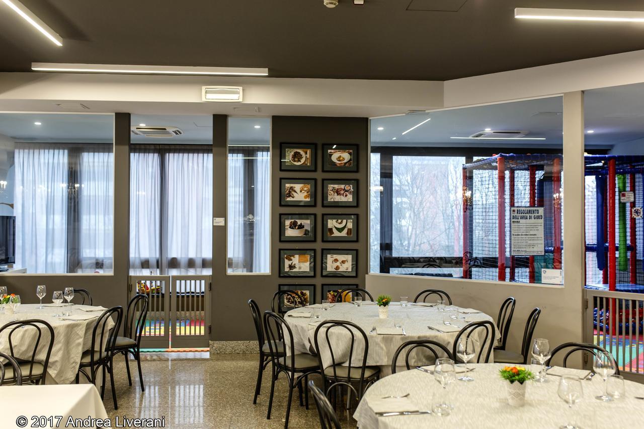 Hotel Donatello Имола Экстерьер фото